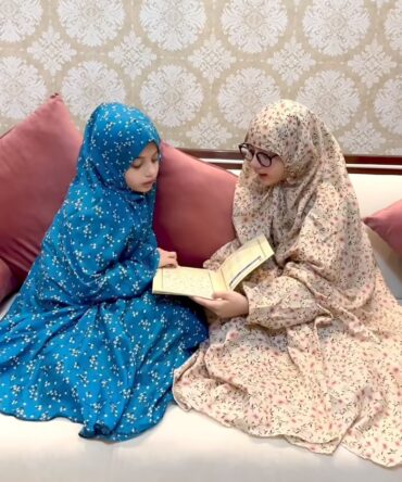 Kids Namaz chaddar or abaya